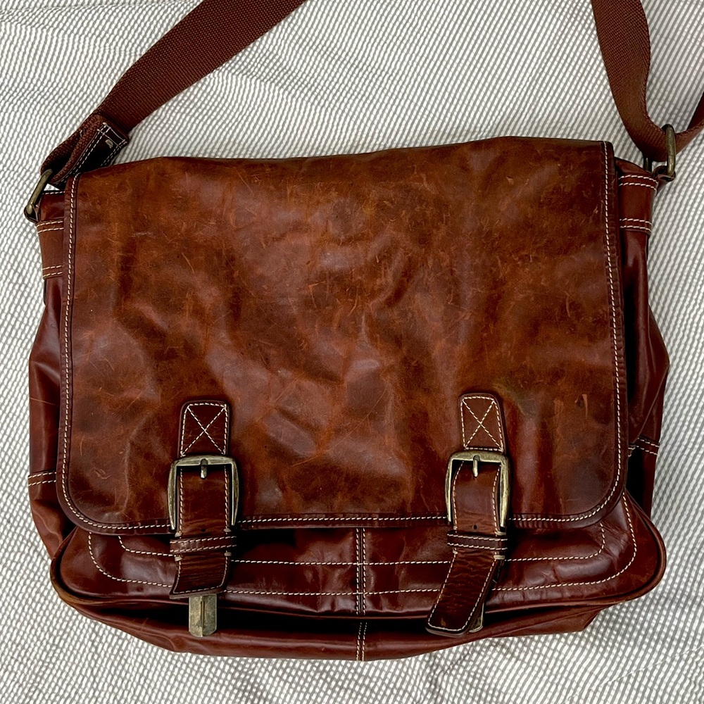 Fossil Brown Leather Over Shoulder Messenger Bag